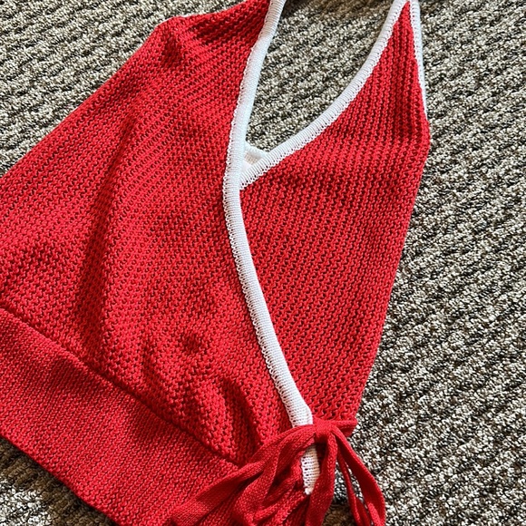 Halter Top - Picture 2 of 6